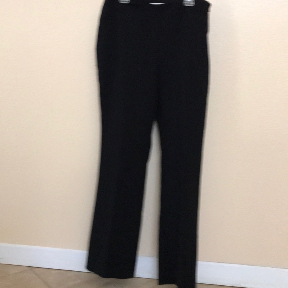 NWOT Chico’s size 1 black pants
